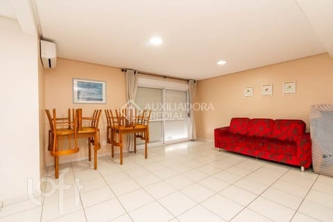 Image 33 - 273907